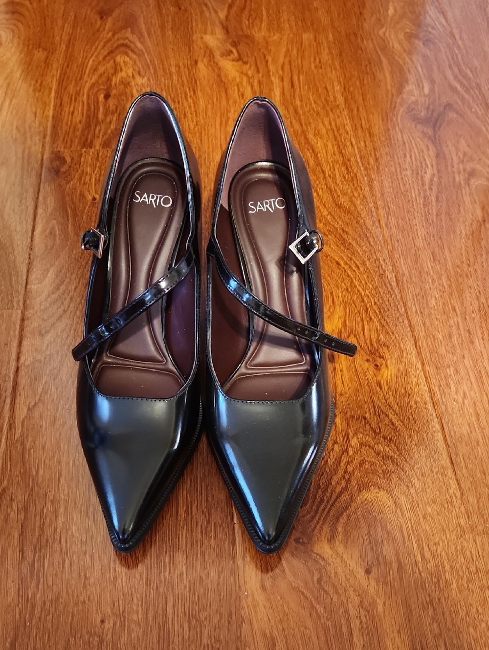 Sarto Women’s Black Pointed-Toe Mary Janes